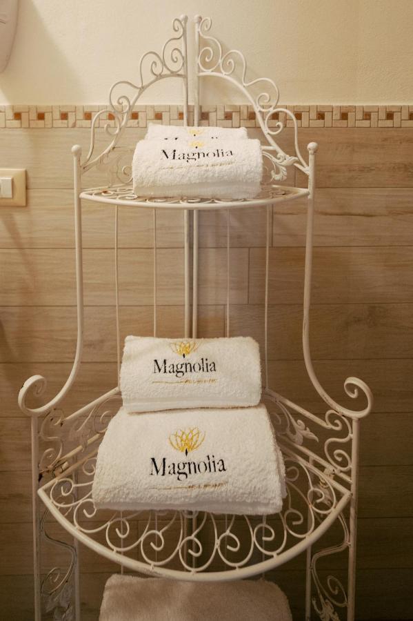Magnolia Acomodação com café da manhã Grottaglie Exterior foto